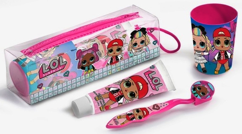 Lorenay Neceser LOL Con Cepillo, Pasta Y Vaso 1 Set
